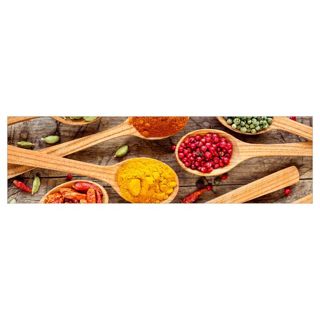 Revêtement mural cuisine - Spices On Wooden Spoon
