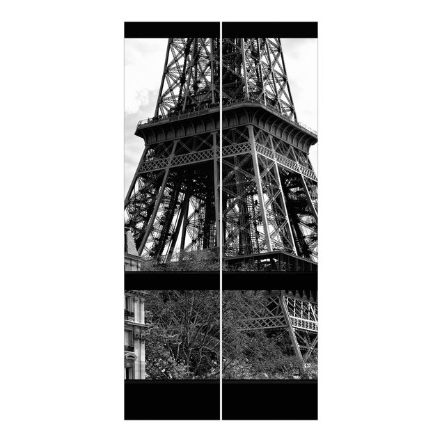 Panneaux japonais Window view Paris - Near the Eiffel Tower black and white
