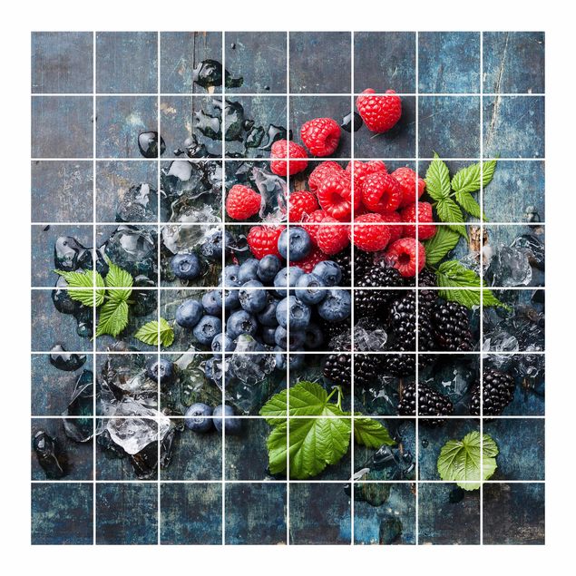 Sticker pour carrelage - Berry Mix With Ice Cubes Wood