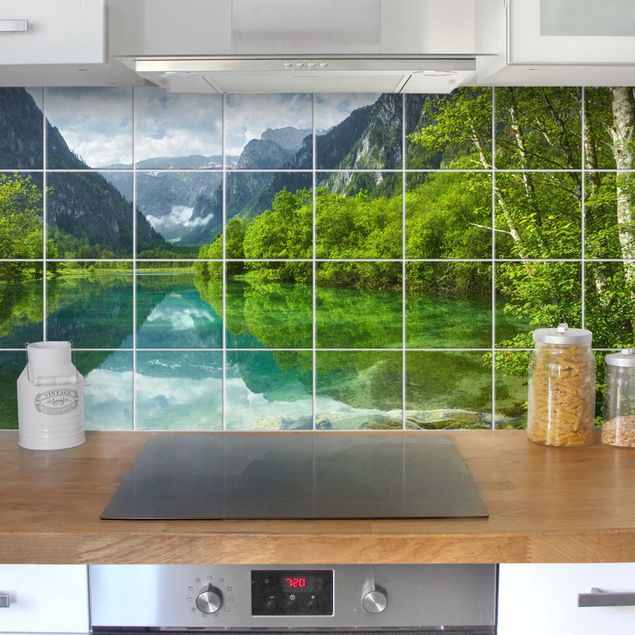 Déco murale cuisine Lac de montagne avec reflet de l'eau