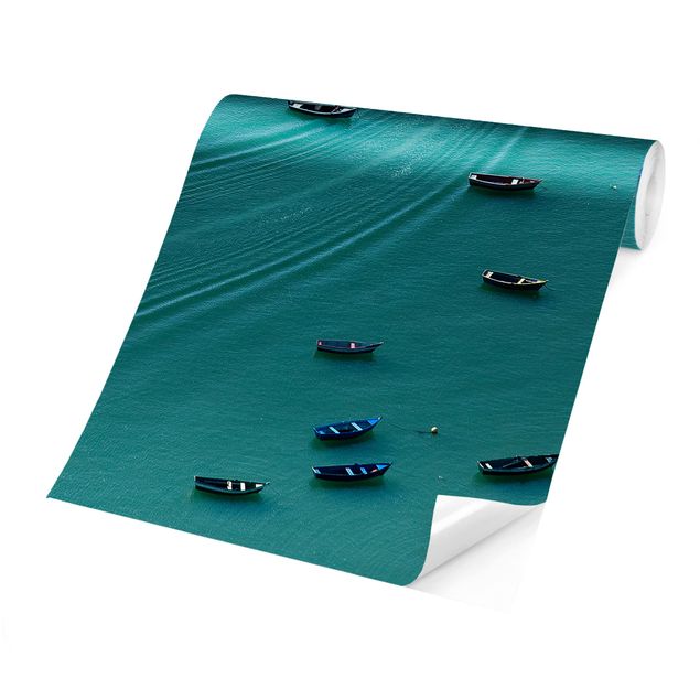 papier peint panoramique plage Bateaux de pêche ancrés