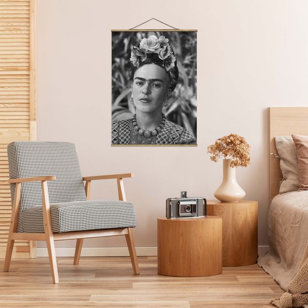 Tableaux reproduction Frida Kahlo Photograph Portrait With Flower Crown