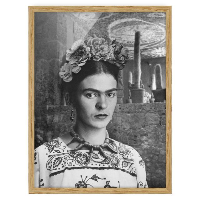 Tableaux encadrés reproductions Frida Kahlo Photograph Portrait With Cacti