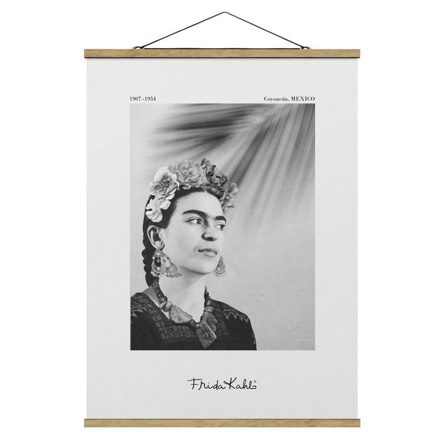 Tableaux noir et blanc Frida Kahlo Portrait With Jewellery
