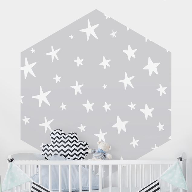 Déco chambre bébé Grandes étoiles dessinées dans le ciel gris