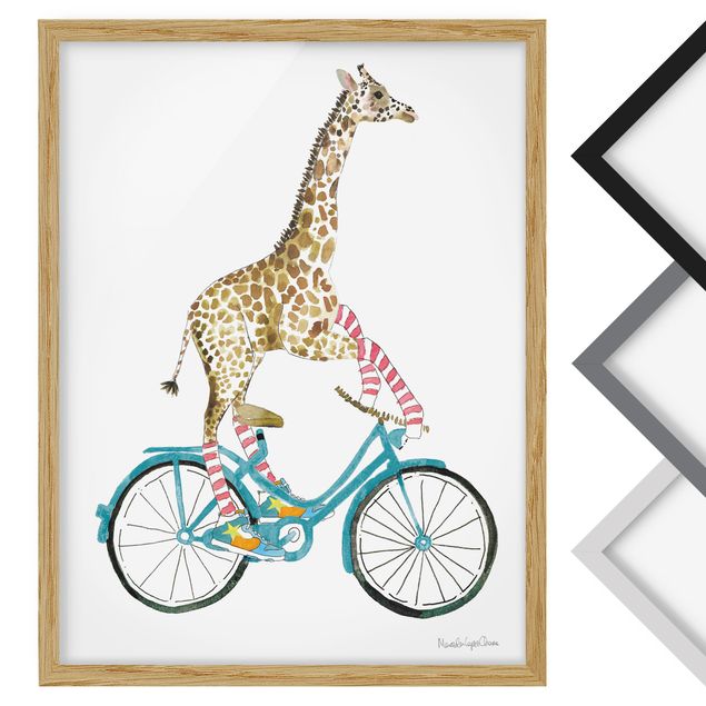 Posters encadrés Giraffe on a joy ride II