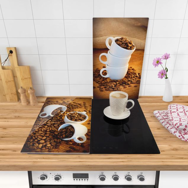 Cache plaques de cuisson 3 tasses à expresso avec des grains de café