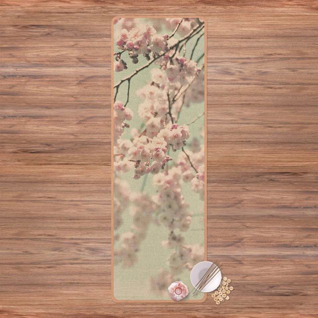tapis modernes Dancing Cherry Blossoms On Canvas