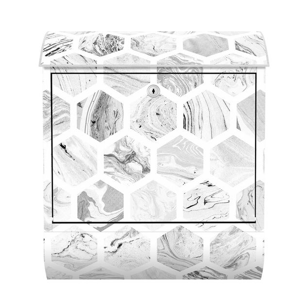 boite aux lettres moderne Hexagones de marbre en grisaille