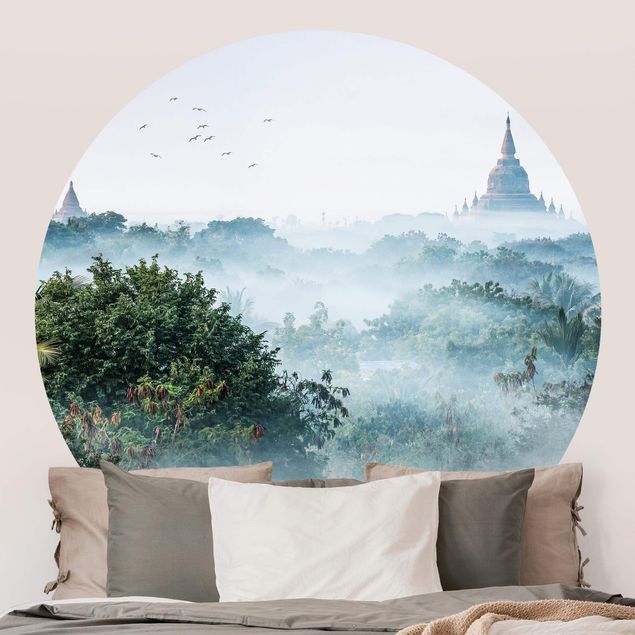 Tapisserie moderne Brouillard matinal sur la jungle de Bagan