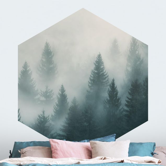 Papier peint moderne Forêt de conifères dans le brouillard
