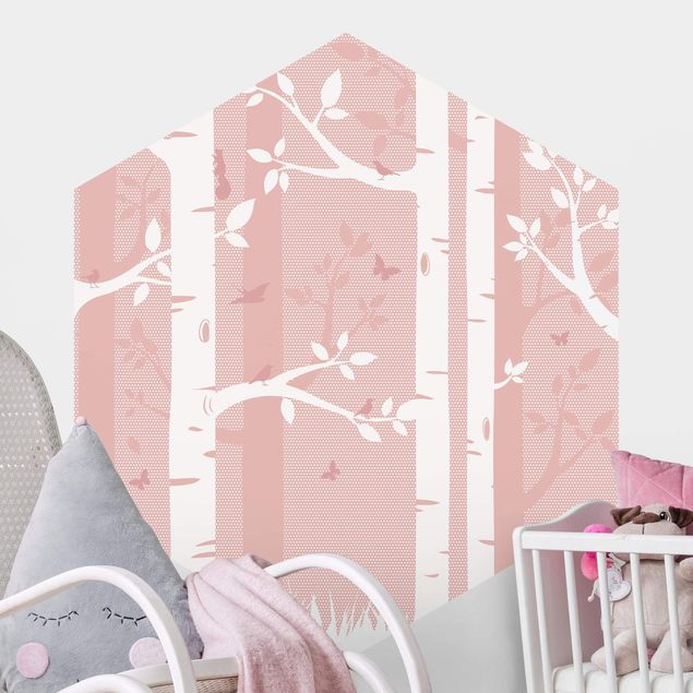 Décoration chambre bébé Forêt de bouleaux rose avec papillons et oiseaux