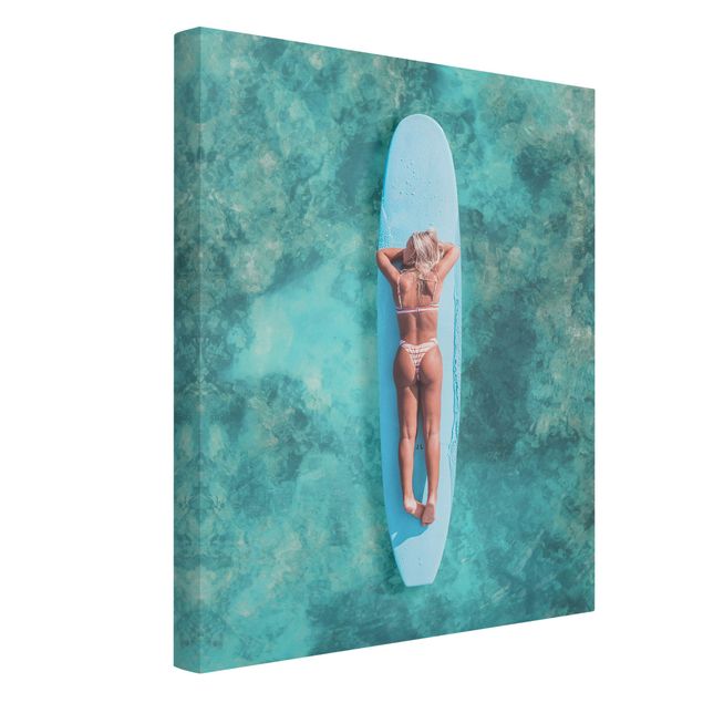 Tableaux modernes Surfer Girl With Blue Board
