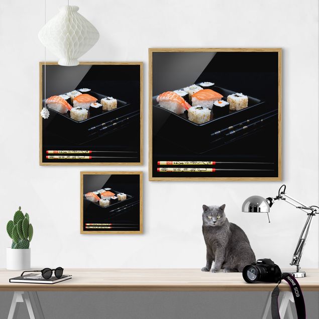 Tableaux de Uwe Merkel Assiette de Sushi avec baguettes noires