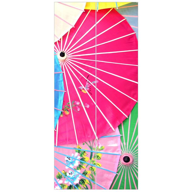 Papier peint pour porte Les ombrelles chinoises