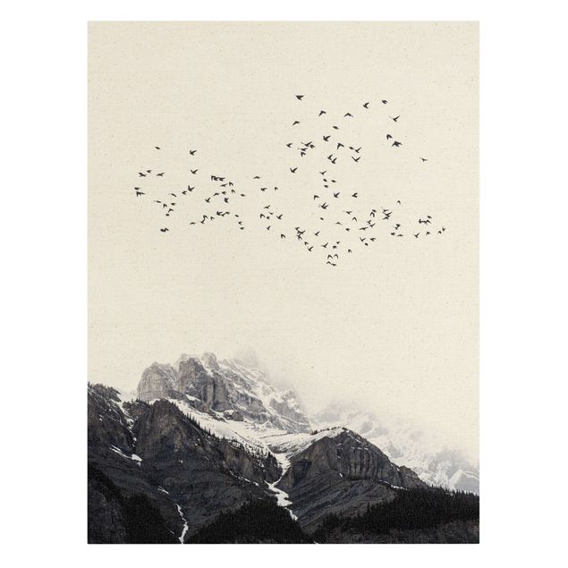 Toile montagne Volée d'oiseaux devant des montagnes noir et blanc