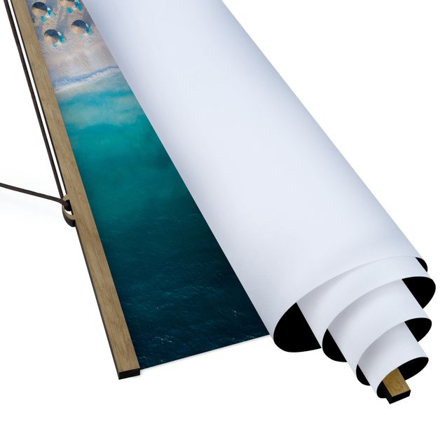 Tableau moderne Plage de sable blanc avec parasols de paille