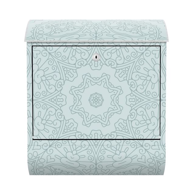 Letterbox - Jagged Mandala Flower With Star In Turquoise